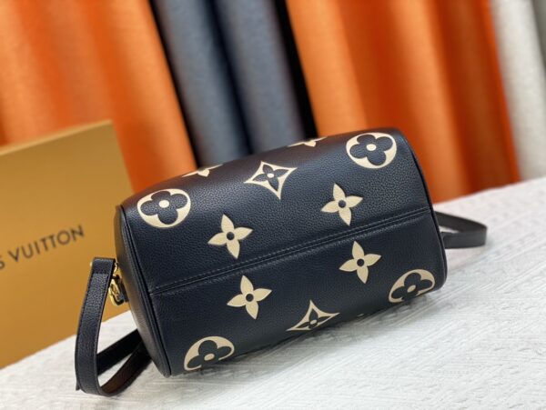 LOUIS VUITTON SPEEDY BANDOULIÈRE BICOLOUR MONOGRAM - Image 4